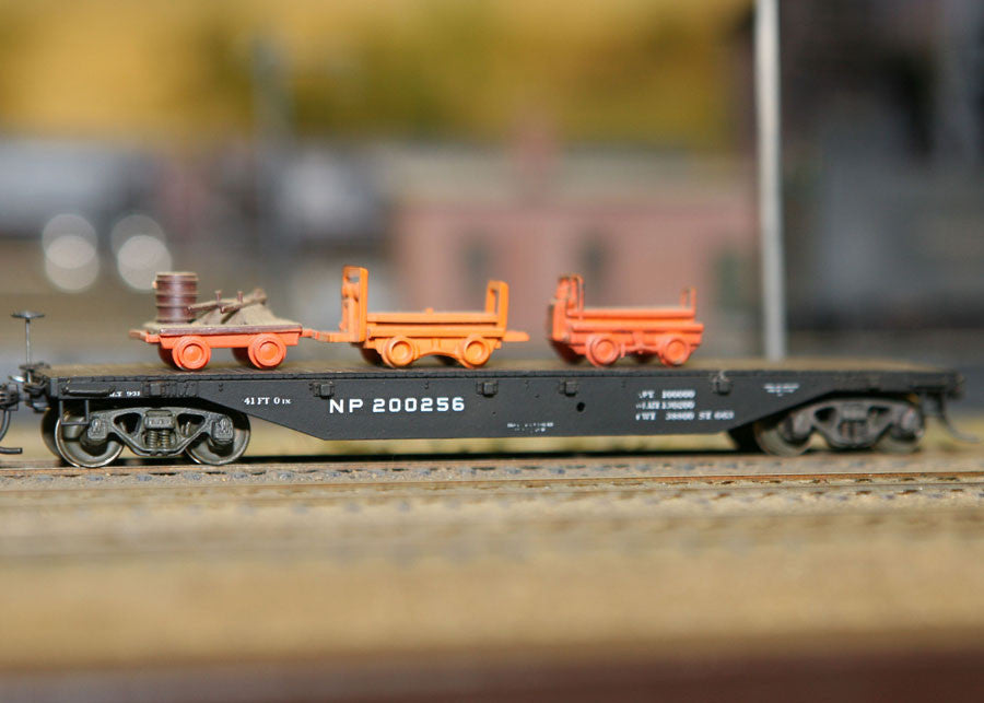 1003 HO Northern Pacific 41' Flat Car | Under | Kit | 2 cars per package
