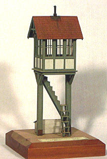 6024 O Elevated Crossing Shanty