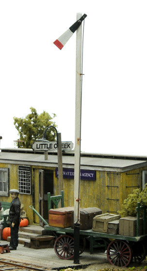 6136 O Flag Stop Semaphore
