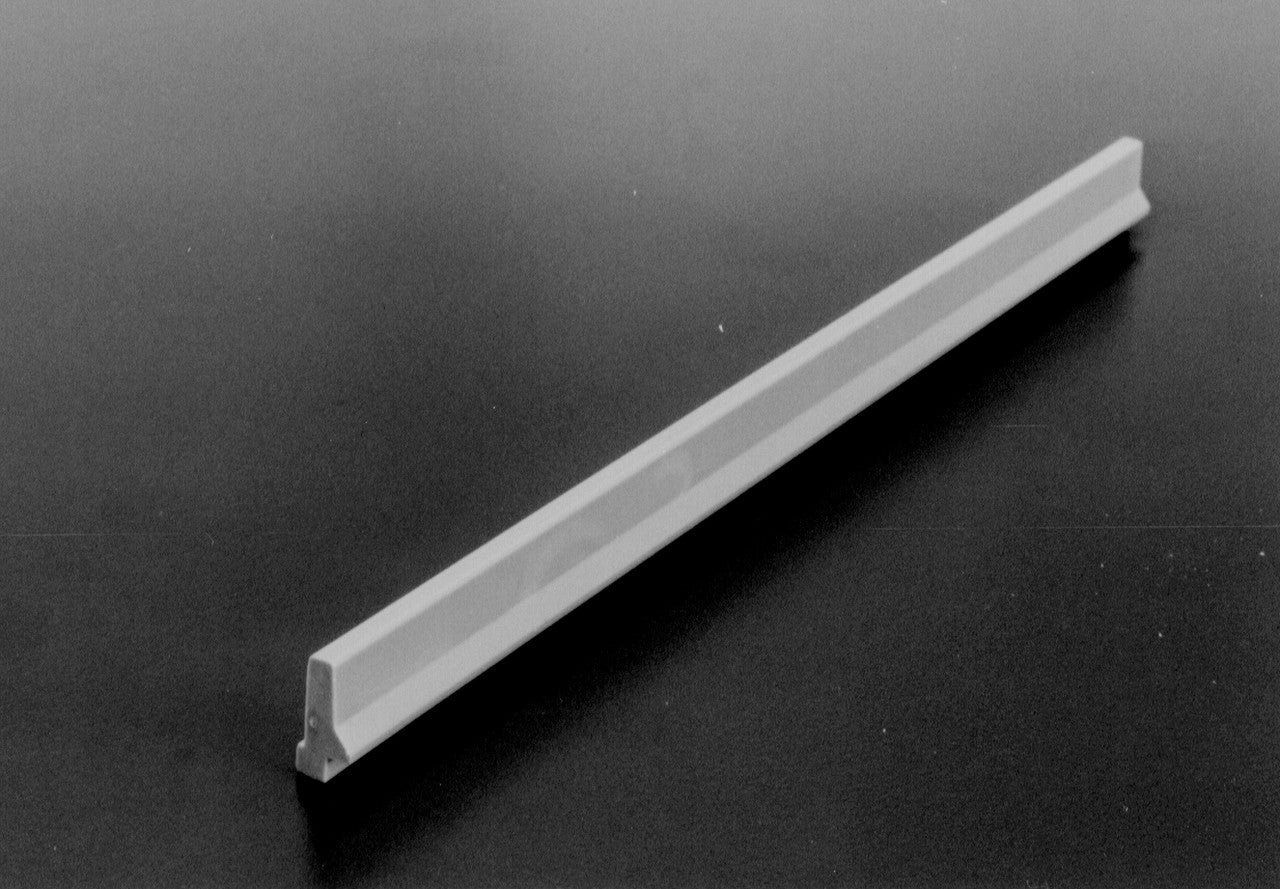 628-0114 HO Modern Style Highway Overpass/Bridge Railings (only) pk/4