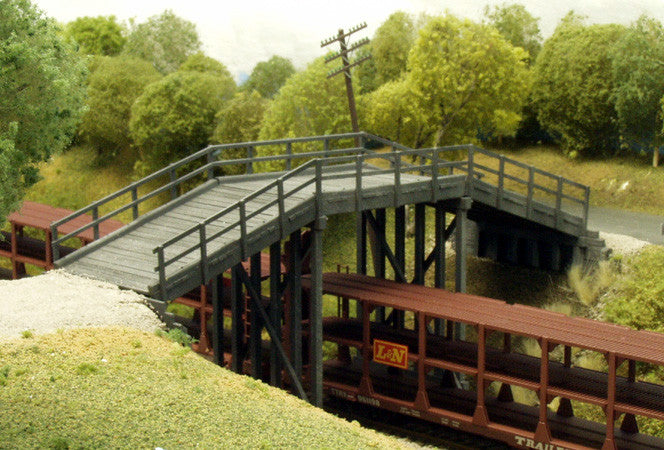 628-0200 HO Rural Timber Overpass (Kit)