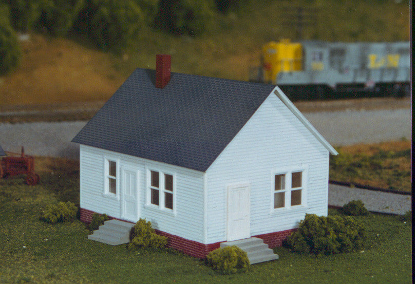 HO Maxwell Ave. Home  | No porch  |  Kit