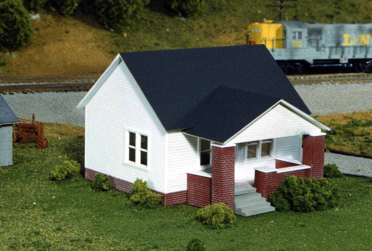 HO Maxwell Ave. Home  |  with side porch  |  Kit