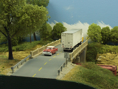 N Roadway (4 50′ Sections)