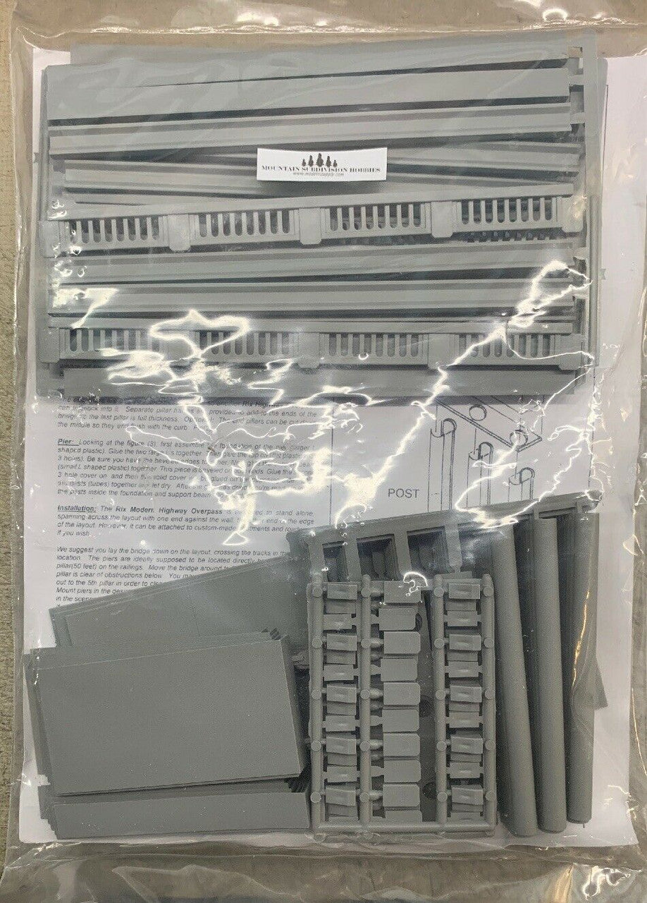 628-0103 HO 150' Early Style Highway Bridge & 4 piers kit